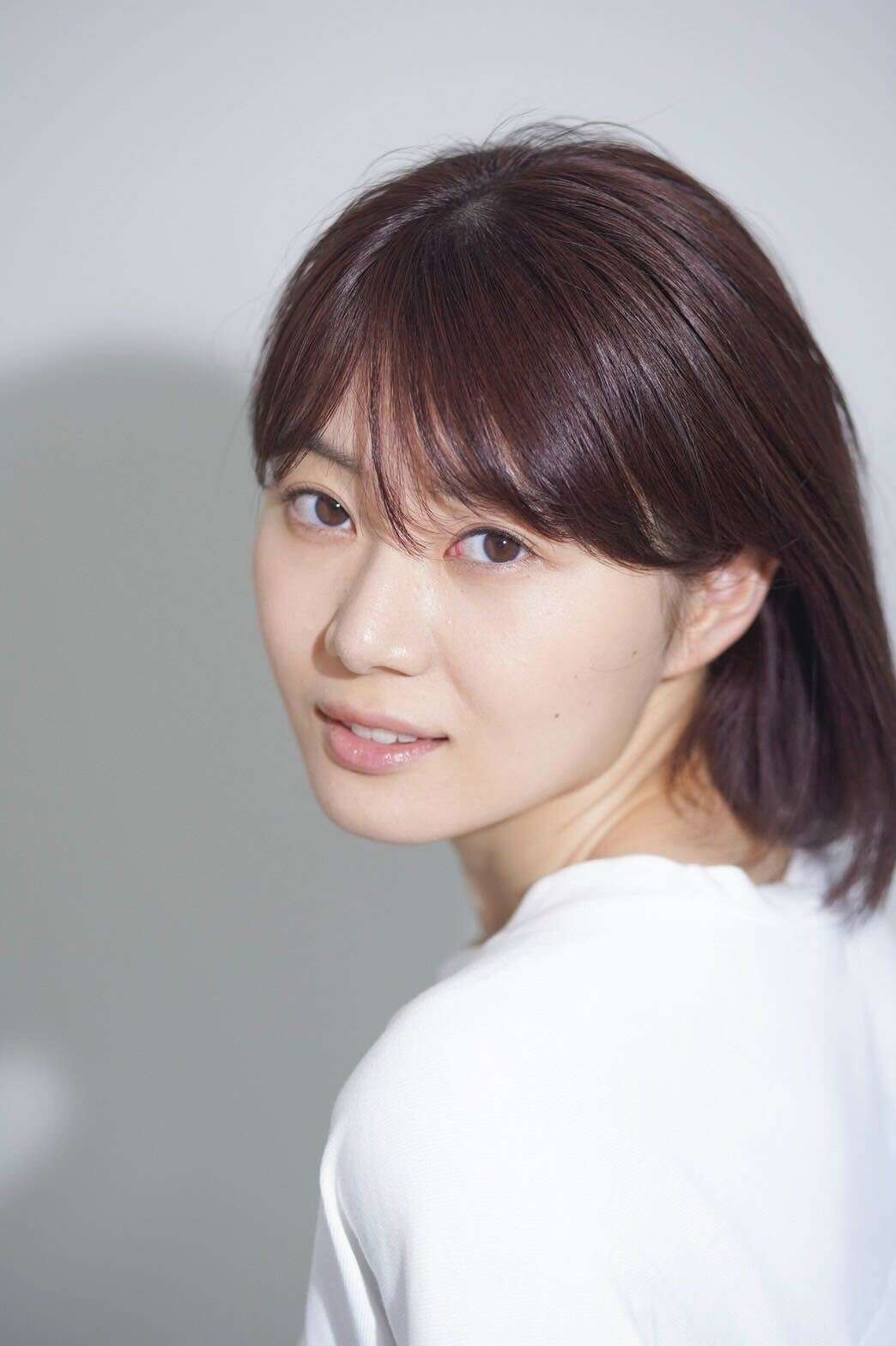 女から嫉妬されやすい女の特徴