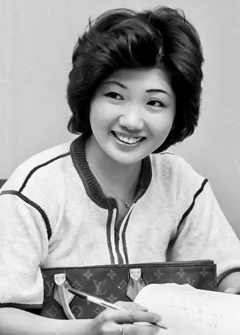 美人・イケメン芸能人の顔面どアップ画像を貼るトピ Part14