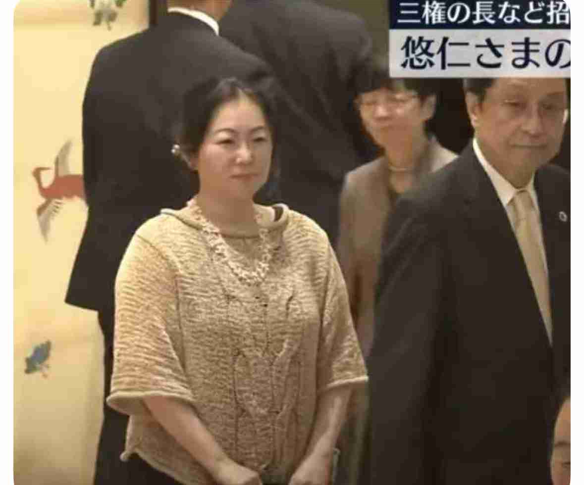 悠仁さまの成年を祝う昼食会での石破首相の乾杯マナーが物議、専門家も「口をつけるのが早すぎた」