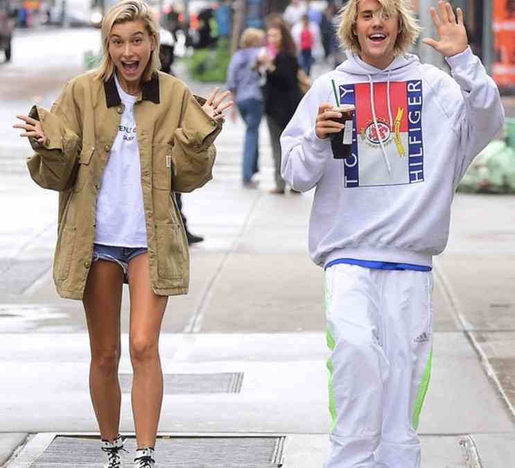 セレーナ・ゴメス、音楽プロデューサーのベニー・ブランコと結婚！ウェディングドレス姿で報告