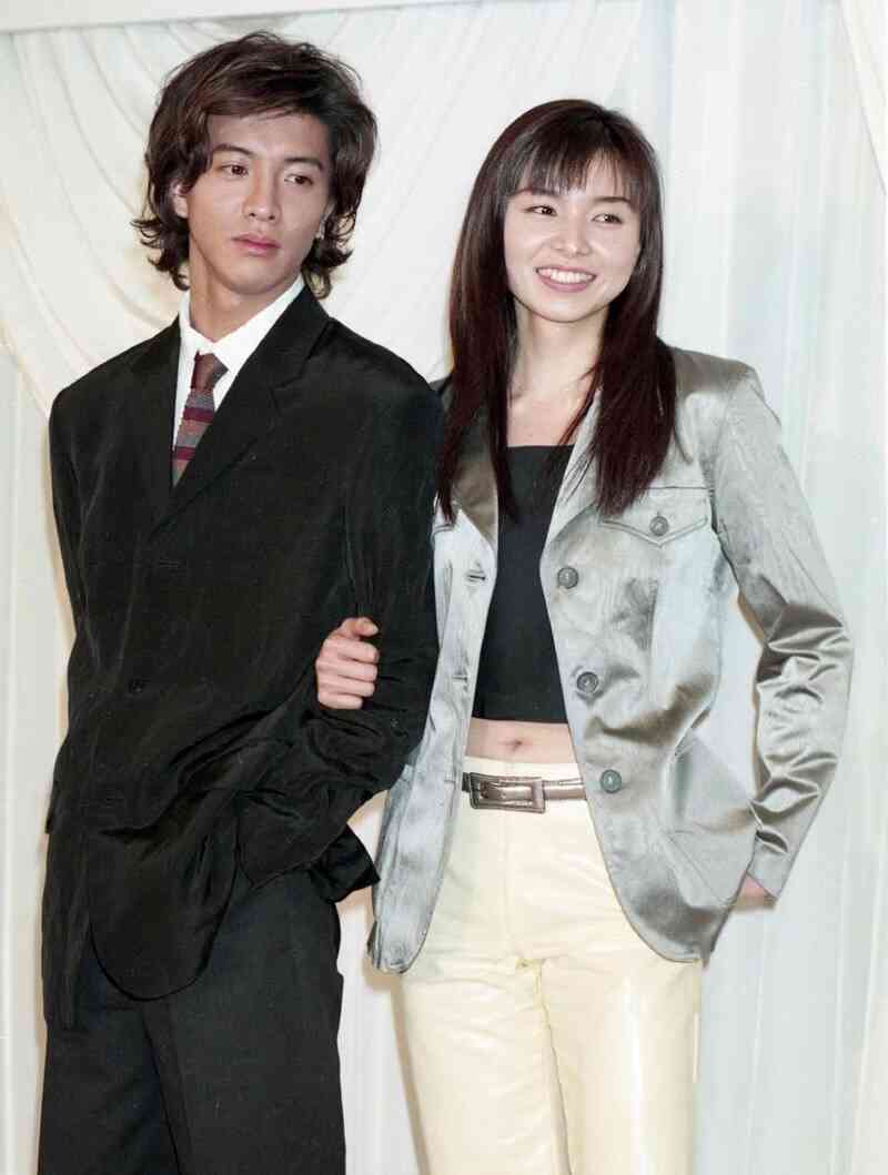 山口智子『ぐちバカリ』で際立った“大御所仕草”に戸惑いの声…「MC遮り」「足組み扇子」で毒舌連発