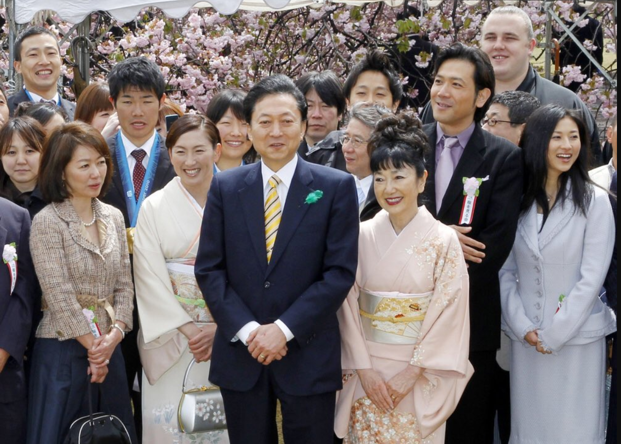 抗日戦争勝利80年記念行事に出席の鳩山由紀夫元首相「中国側は配慮してくれた」習近平氏の妻の日本語にも感謝　「プロパガンダに利用」懸念を否定