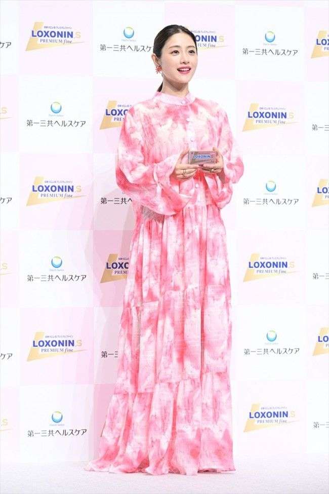 【画像】ピンクが似合ってる有名人part2