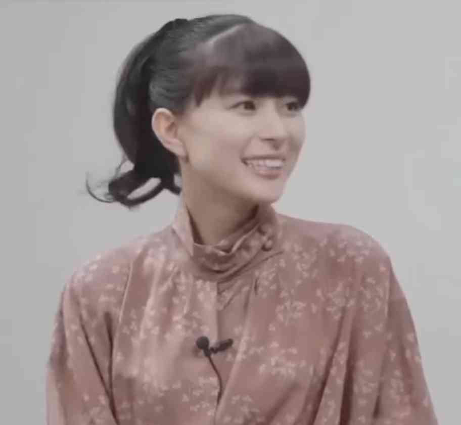 【画像】ピンクが似合ってる有名人part2