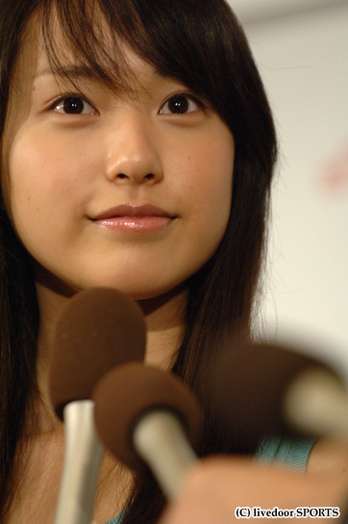 まさかの細木数子さん役で話題！戸田恵梨香の全身ショット「ほんとに…」「超絶美しすぎる」夫は松坂桃李