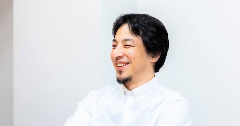 ひろゆき氏がタバコをやめない理由「人類タバコ吸い始め1000年以上、肺がんで死んだ人は…」
