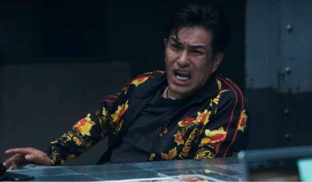ネット騒然「地面師だ」小泉進次郎氏が味方ステマ愚行で墜落危機→ハリソン山中の名言通り「あと一歩という時に足を引っ張るのは必ず…」覚えておいてください進次郎さん