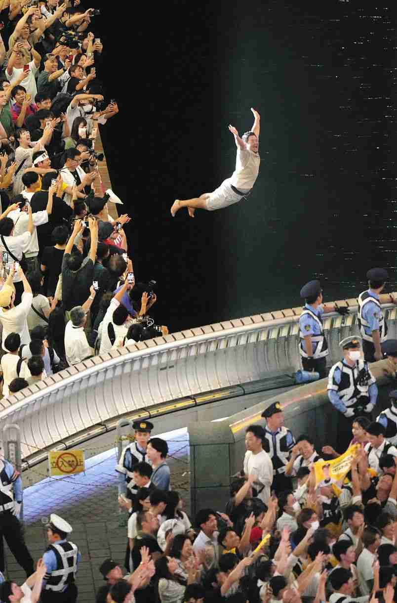 【阪神】史上最速で2年ぶり7度目のリーグ優勝を達成! 才木が5回 危険球退場も鉄壁救援陣が完封リレー 高寺が先制打 近本が追加打