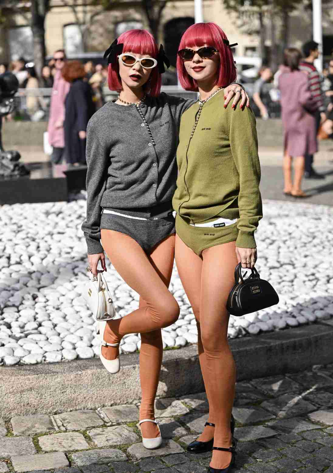 山本舞香も実践　K-POP中心に広がる“下着見せコーデ”に分かれる賛否「さすがに下品」現地で指摘の声も