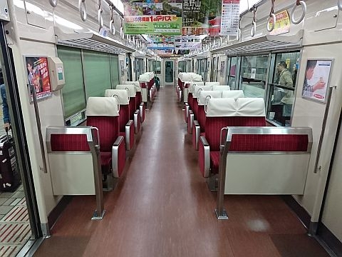 山陽電鉄の特急内で不同意わいせつか　女性が隣席の男から断続的に被害　神戸