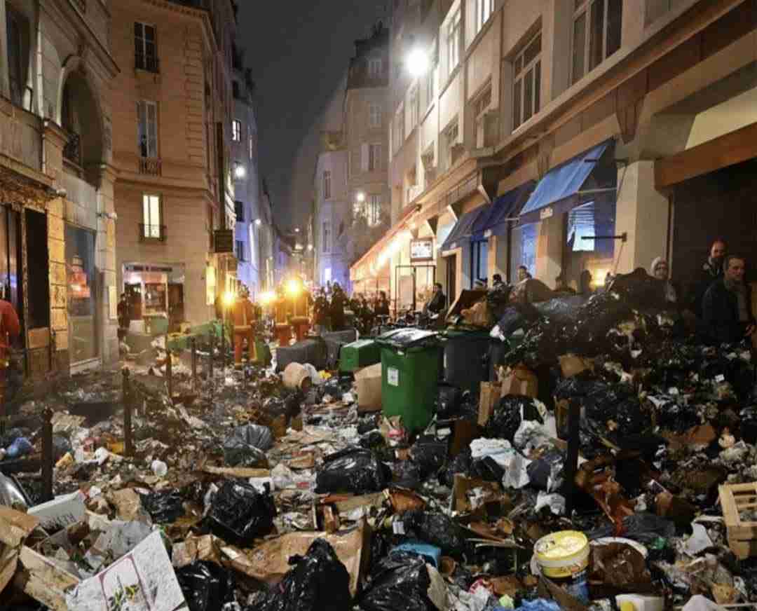 「白人の子どもだけを抱きしめた」…ディズニーランドに怒り爆発のFCバルセロナ選手　