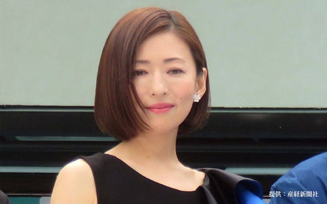 指原莉乃、高級ジュエリー“ヴァンクリ”で230万の時計&ピアス2個を購入「景気良くてさいこう!!」「嫌味がなくていいー!!」