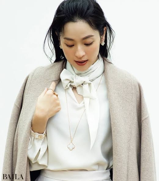 指原莉乃、高級ジュエリー“ヴァンクリ”で230万の時計&ピアス2個を購入「景気良くてさいこう!!」「嫌味がなくていいー!!」