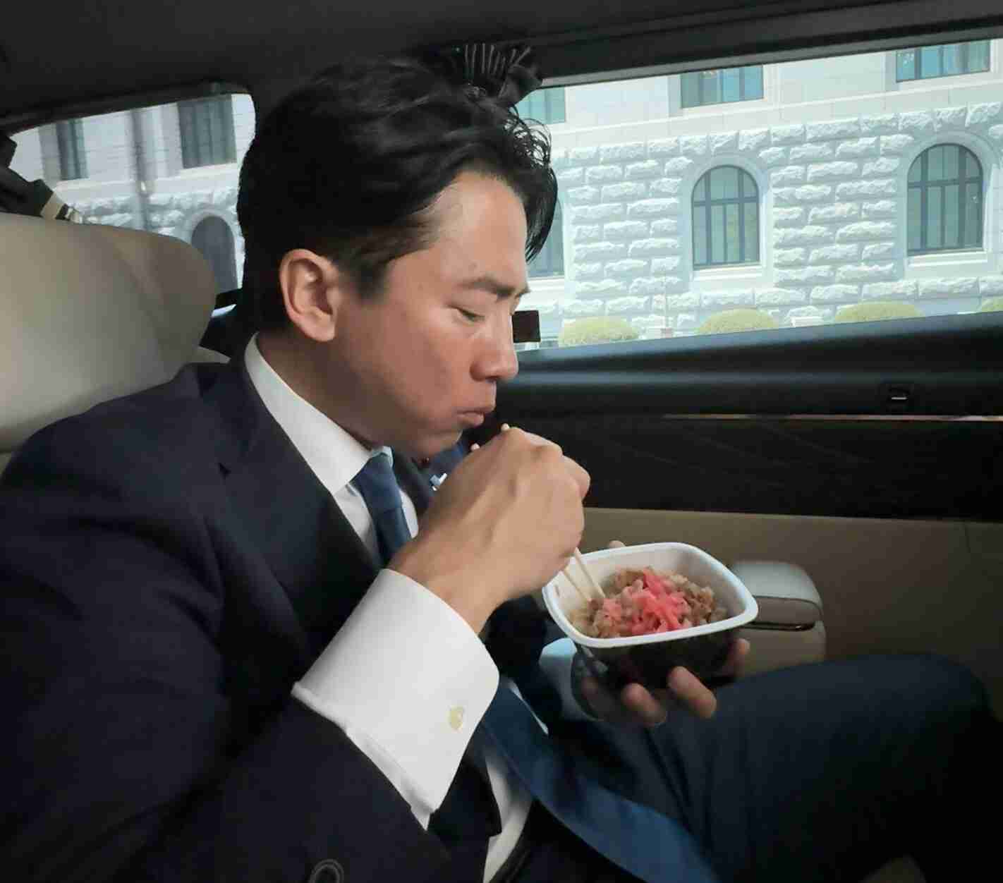 小泉進次郎氏、2万円給付「やりたくても現実は難しいと思う」も「苦しんでいる方に何か…」