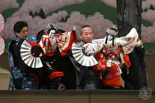 【ポスト石破】悲報「カンペをガン見w」小泉進次郎氏会見 ツッコミ殺到「カンペ見すぎw」「何回チラ見するんだw」「進次郎!下を見るな」得意分野→キリッ! 不得意分野→うつむく