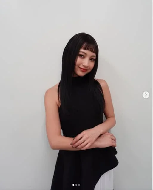 ぱっつん前髪が似合う画像