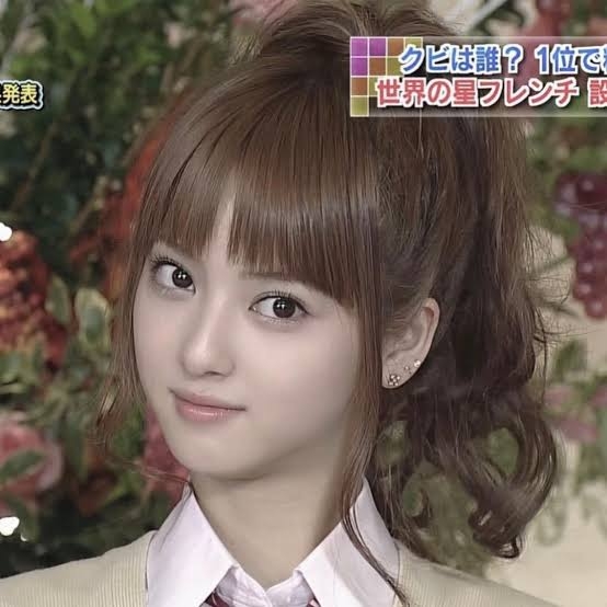 ぱっつん前髪が似合う画像