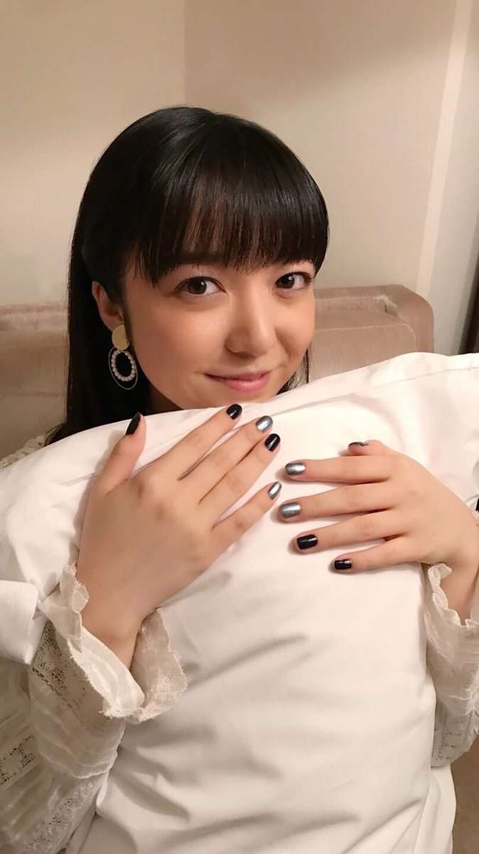 ぱっつん前髪が似合う画像