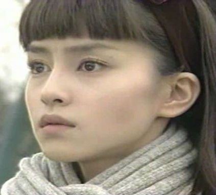 ぱっつん前髪が似合う画像