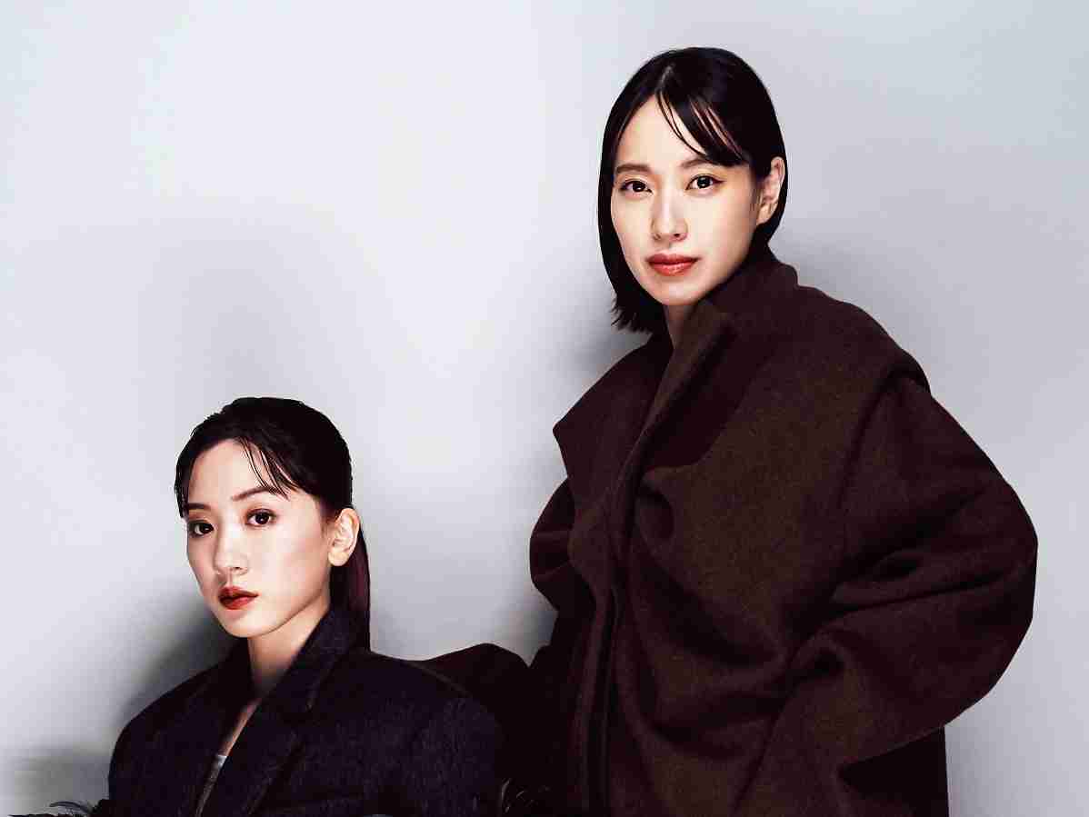 戸田恵梨香:ご褒美時間は「家族と過ごす毎日」 美ボディーライン際立つ黒ドレス姿で銀座カルティエへ