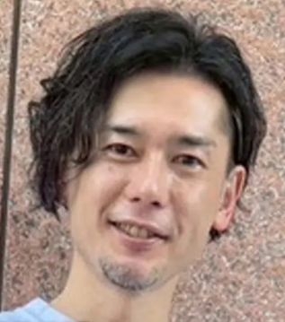 《独占》コシノジュンコ（86才）、40才年下のイケメン歌手との“蜜月関係”　物心両面で支える情熱的な“推し活”に周囲が騒然 