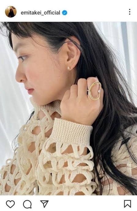 横顔の綺麗な有名人を貼るトピ