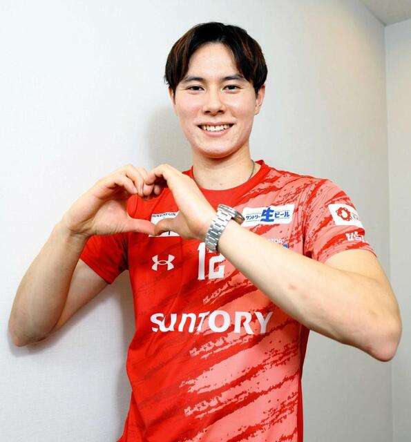 男子バレーのプリンス 髙橋藍(24)は超肉食だった!インフルエンサーuka.と人気No.1AV女優・河北彩伽に二股スパイク【スクープ撮】