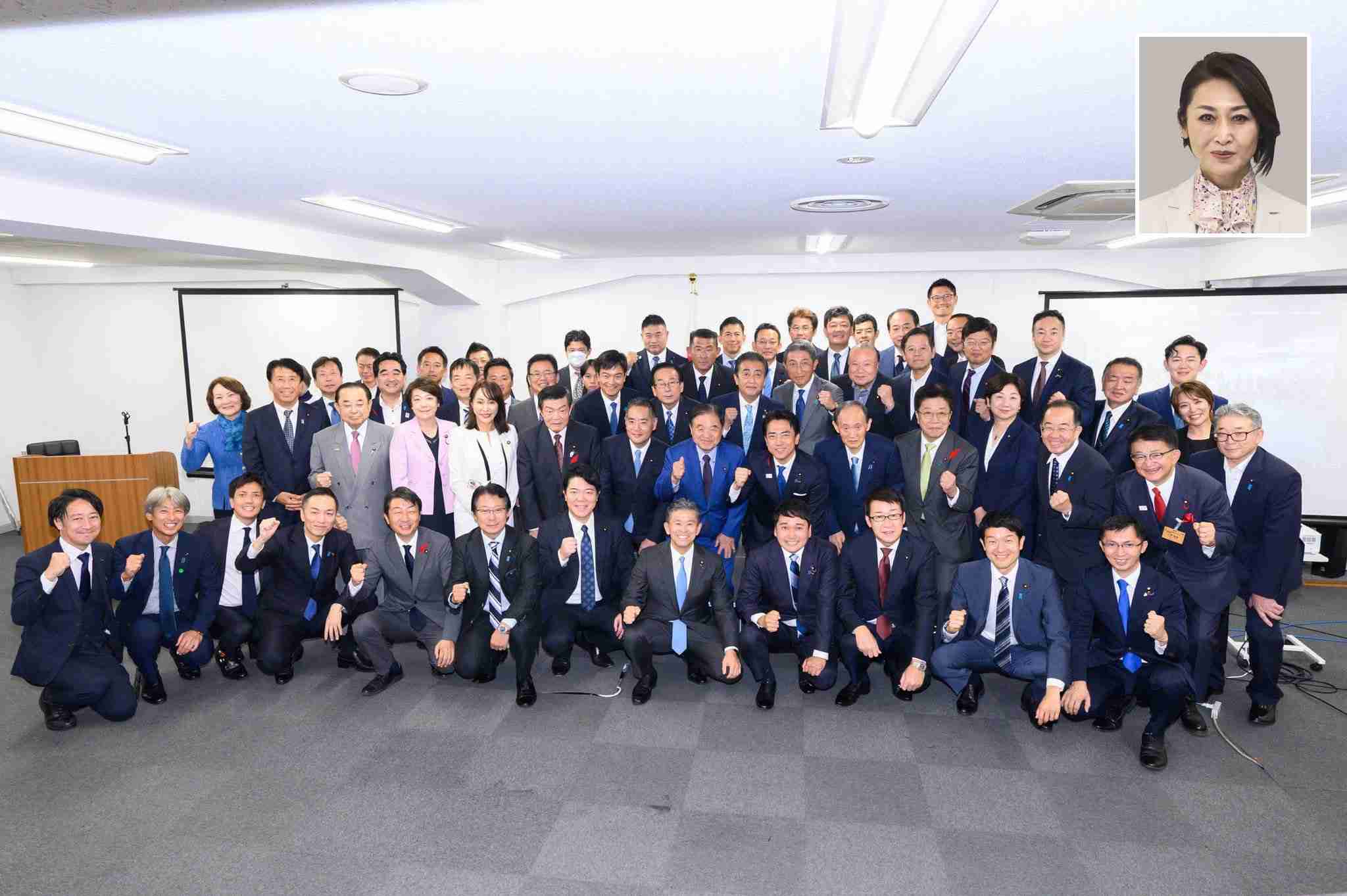 小泉進次郎陣営、投開票前に“祝賀会”開催で「芸人より笑わせてくれる」国民から総ツッコミの“フライング”乾杯