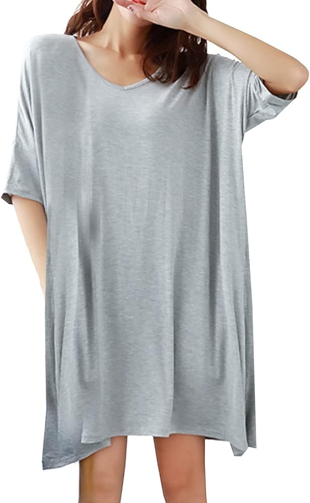 寝る時の服装、寝具、居住地