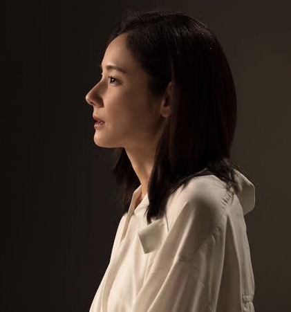 横顔！Eラインがないと美しくないですか？