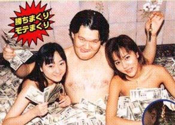 死ぬつもりで貯金使い切ったことがある人 part10