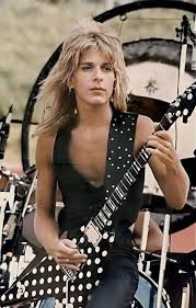 悲劇の〇〇で思いつく人