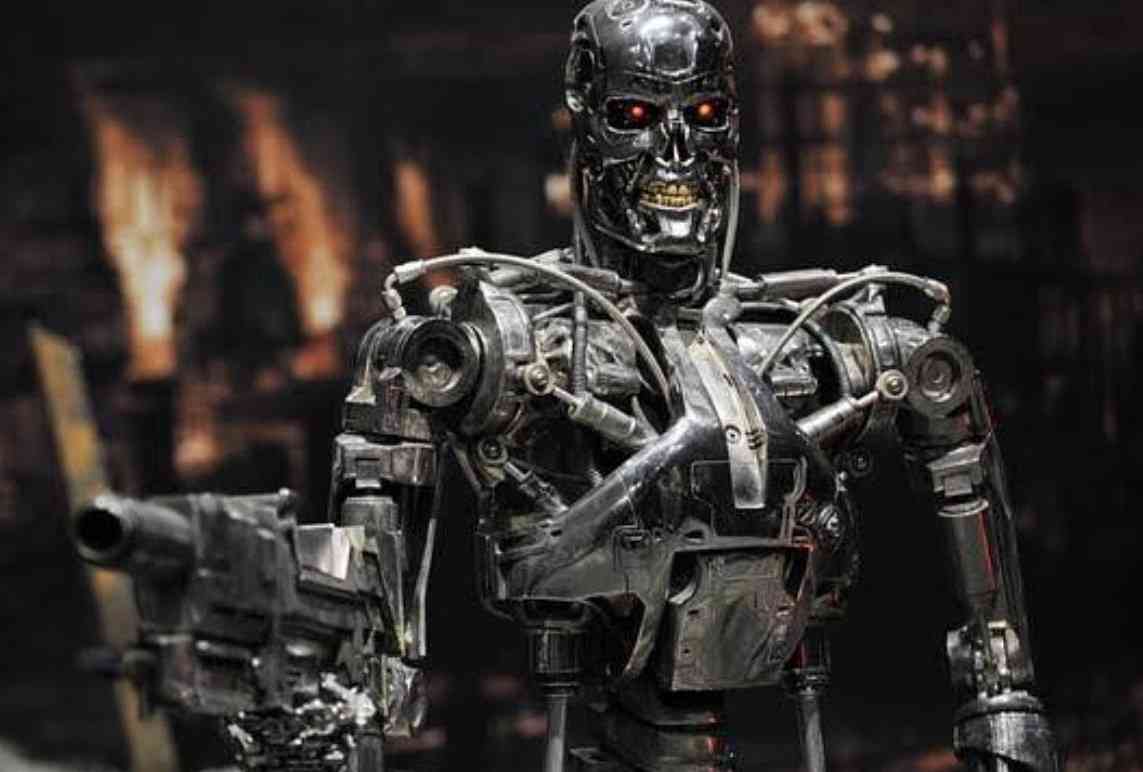 24時間休みなく働く“人型ロボット” 中国の開発企業はなんと45万社…日本は遅れている現状も 「資金の集まる額が何桁も違う」