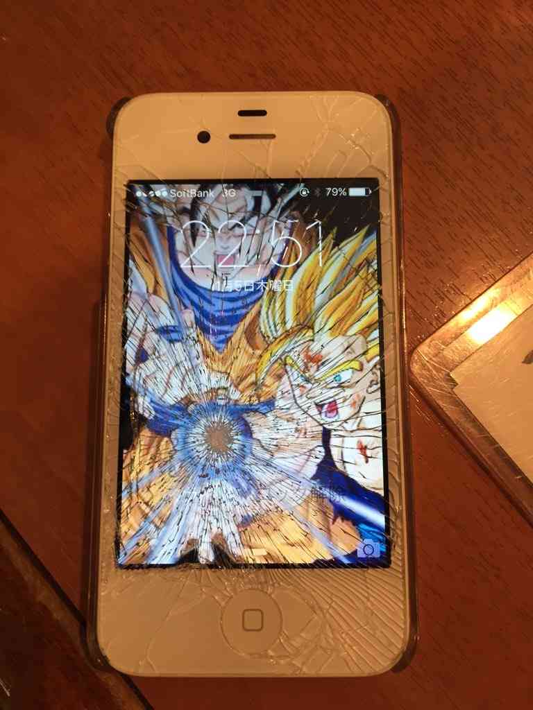 【スマホ】携帯の画面を割った回数【ガラケー】