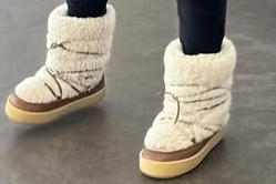 【ファッション】今年の冬これまだ着れる?【時代おくれ】