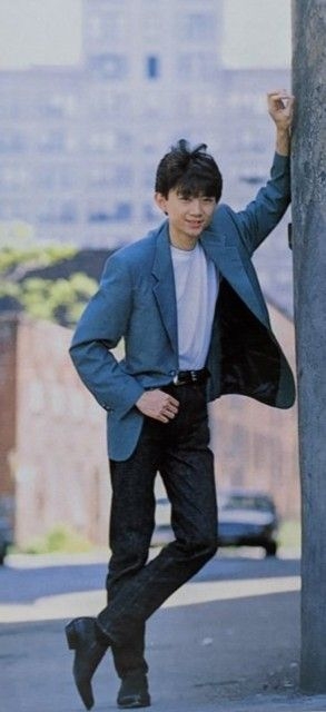 芸能人はなぜあんなに痩せているのでしょうか?Part17