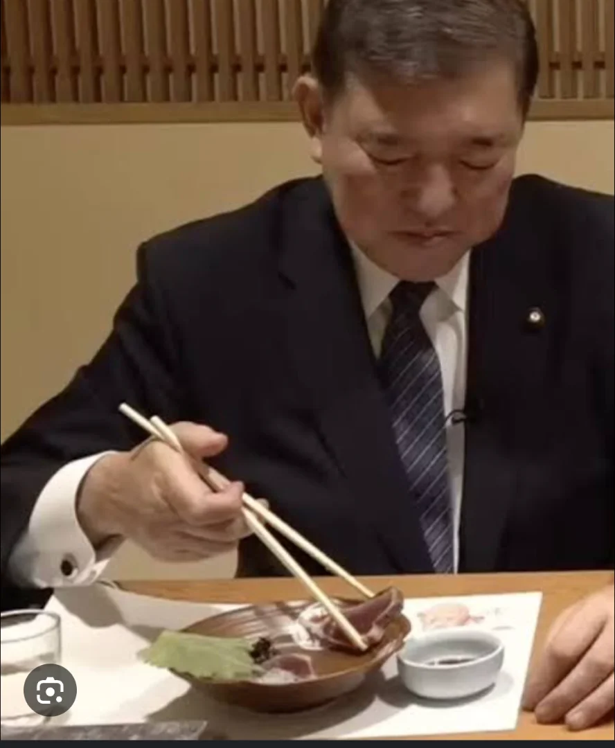 石破首相、念願のラーメン堪能　公務に一区切り、退陣控えリラックスムード