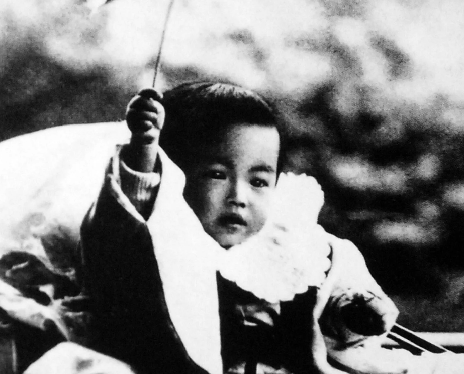 自民党新総裁に高市早苗氏 女性の総裁就任は初