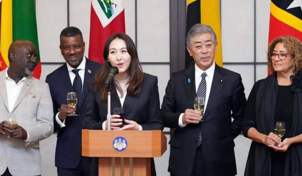 自民党新総裁に高市早苗氏 女性の総裁就任は初