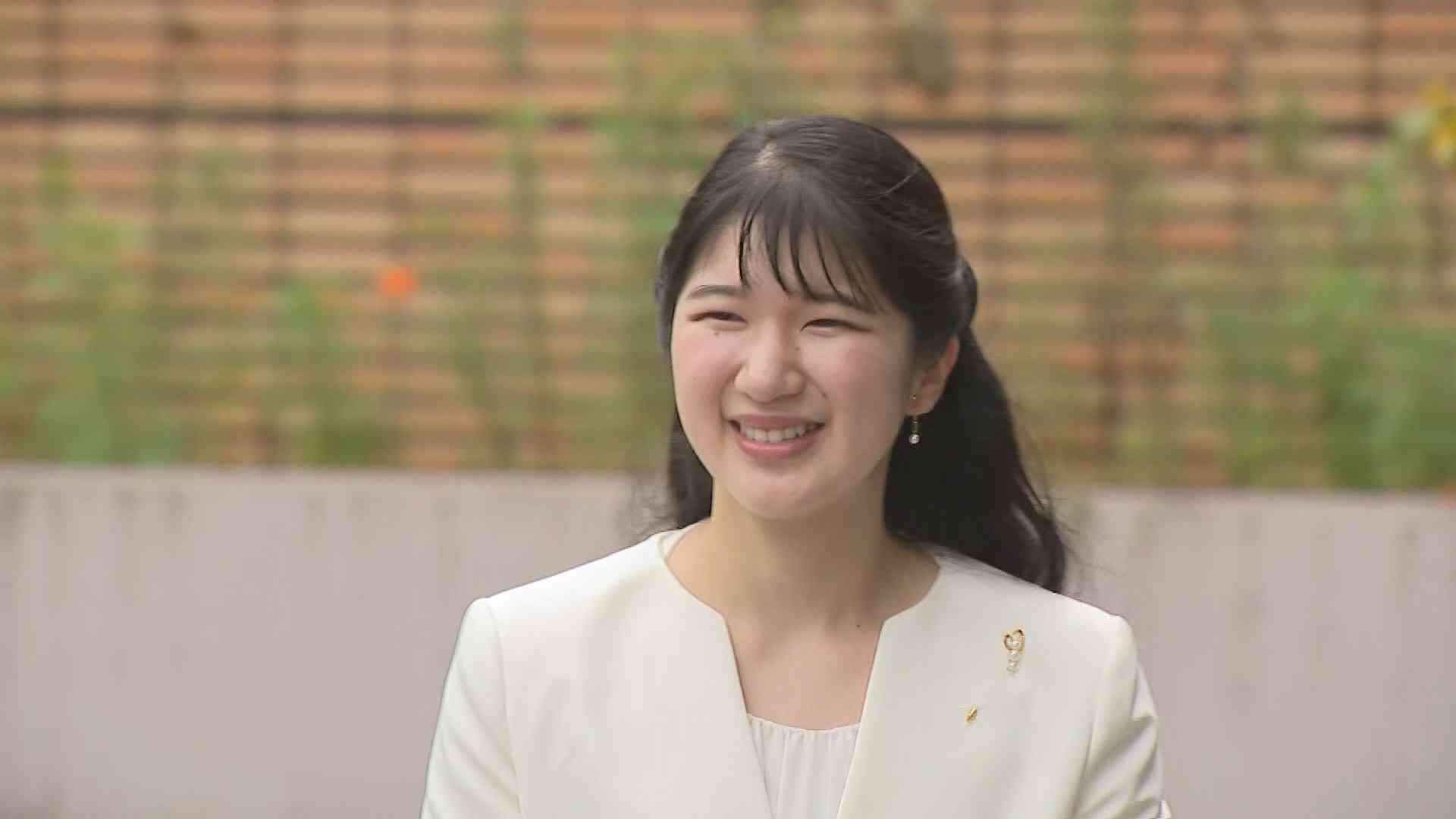 自民党新総裁に高市早苗氏 女性の総裁就任は初