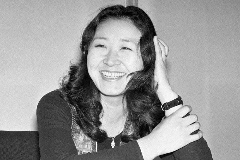 自民党新総裁に高市早苗氏 女性の総裁就任は初