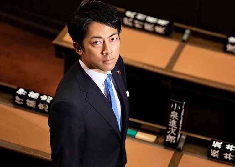 自民党新総裁に高市早苗氏 女性の総裁就任は初