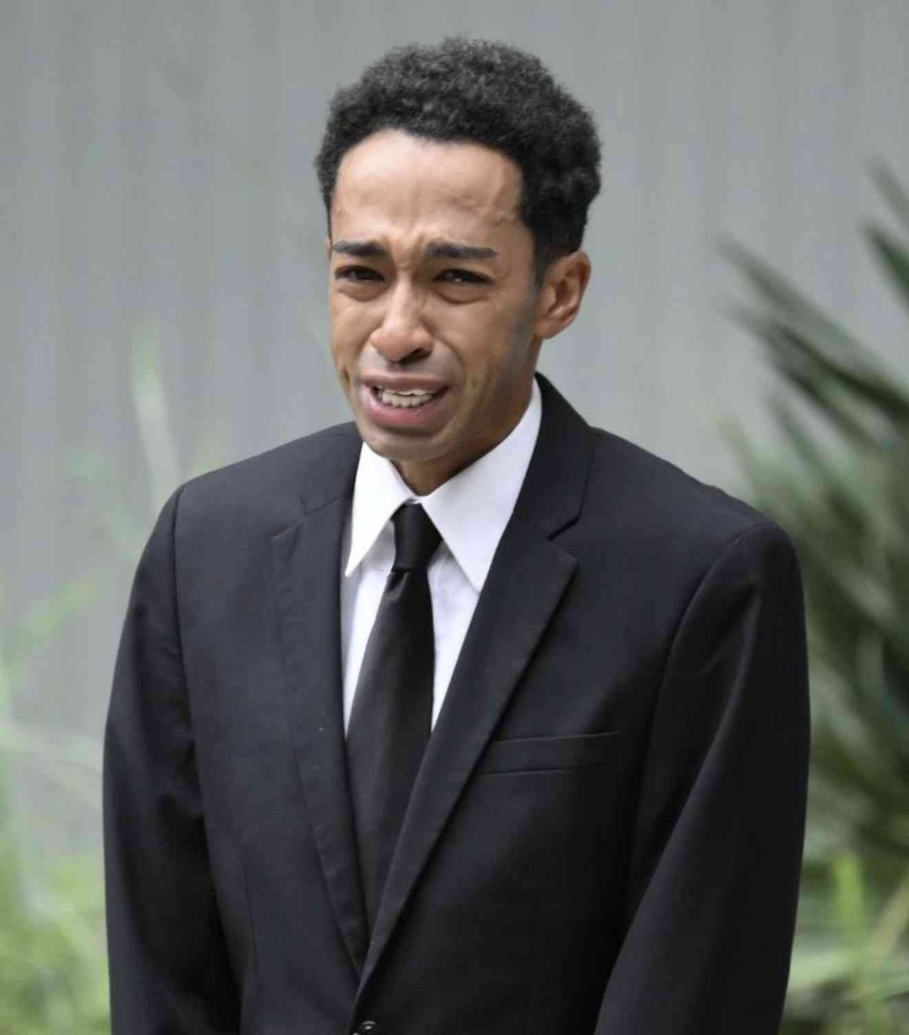 「Aぇ! group」草間リチャード敬太さん釈放 謝罪し報道陣に頭を下げる「お騒がせして申し訳ございませんでした」目には涙