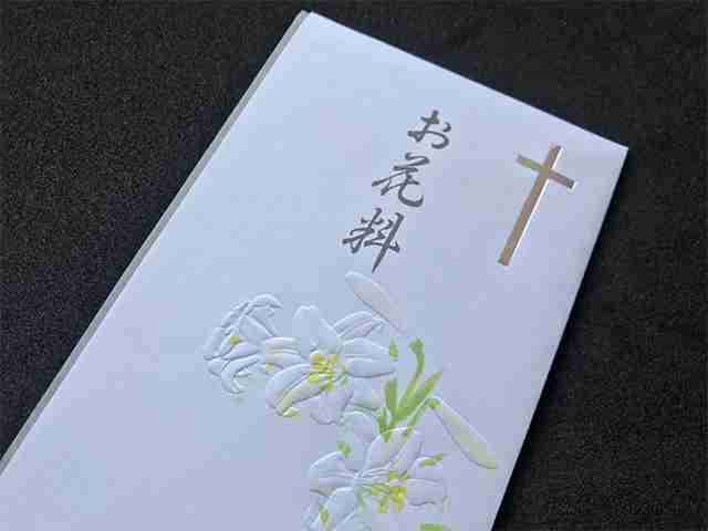 自身の信仰する宗教と違う葬式への参加
