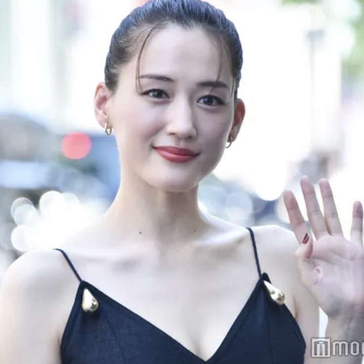 肌が綺麗だなと思う有名人