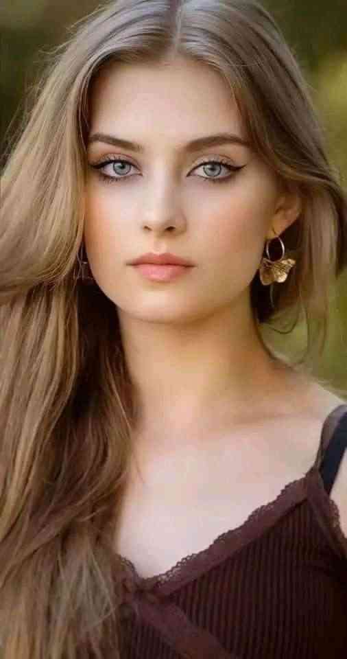 美人に嫉妬しますか?