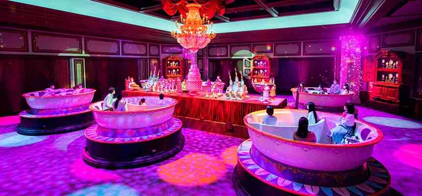 東京ディズニーランド「美女と野獣」で子どもが救急搬送　「安全ベルトが首にかかり苦しんでいる」と通報