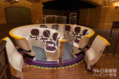 東京ディズニーランド「美女と野獣」で子どもが救急搬送 「安全ベルトが首にかかり苦しんでいる」と通報