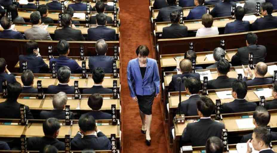 共同通信配信の高市首相写真にツッコミ続々　加盟社・産経も「物議」と報道
