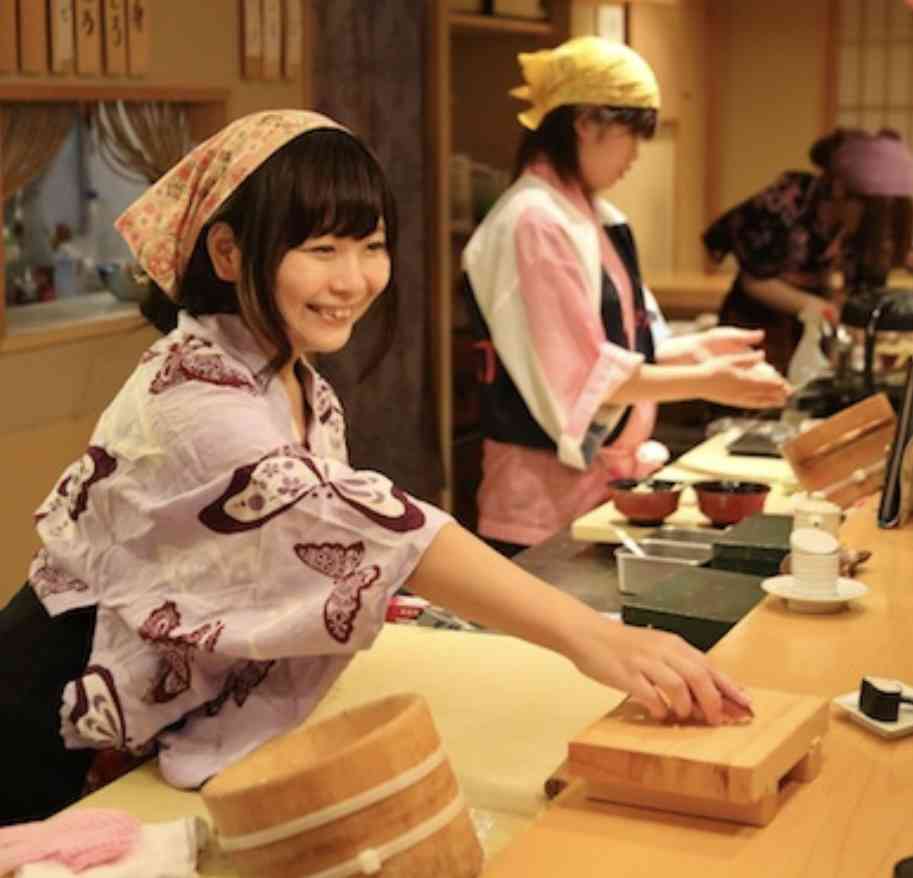 「女性総理だとなめられそう」「政治に性別は関係ない」　令和の高校生に問う《女性初の総理大臣》アリorナシ？→結果が圧倒的だった
